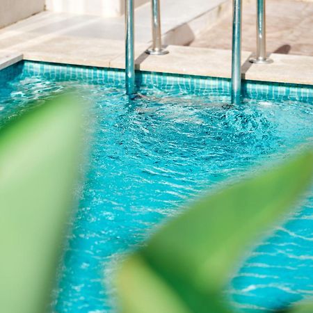 Bluewater Hotel Colonia de Sant Jordi Екстер'єр фото