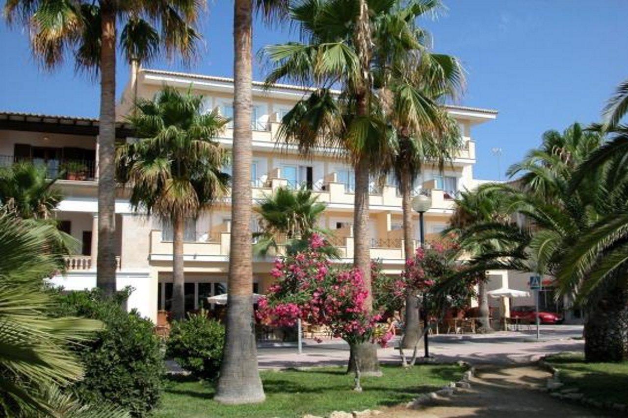 Bluewater Hotel Colonia de Sant Jordi Екстер'єр фото